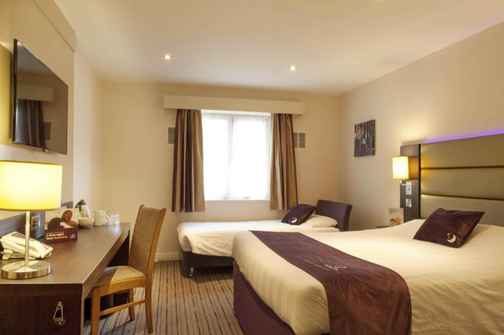 Premier Inn Dover Central - Eastern Ferry Terminal Bilik gambar