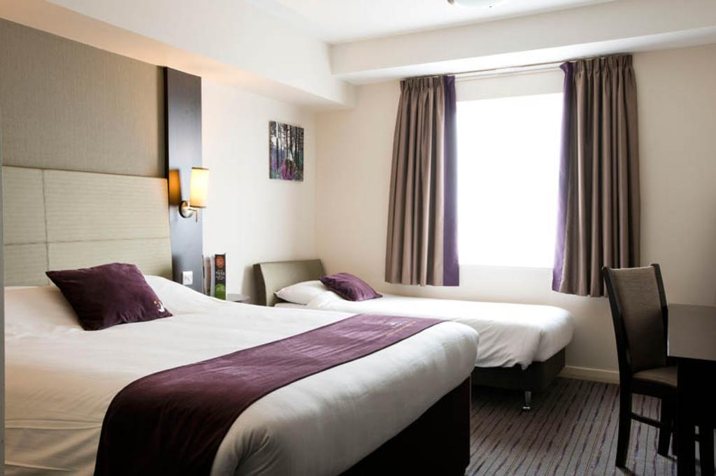 Premier Inn Dover Central - Eastern Ferry Terminal Bilik gambar