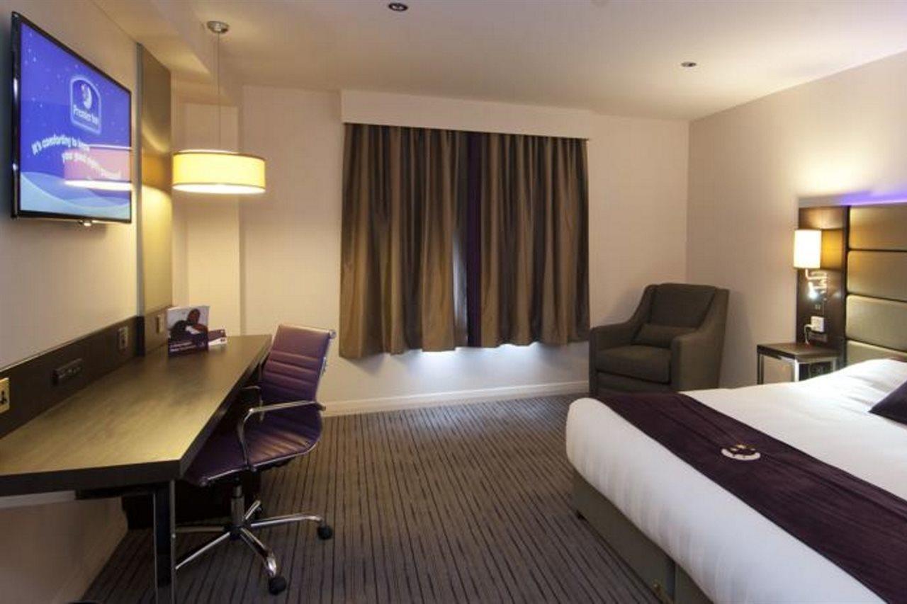 Premier Inn Dover Central - Eastern Ferry Terminal Luaran gambar