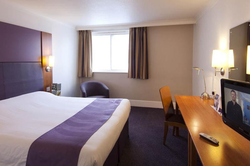 Premier Inn Dover Central - Eastern Ferry Terminal Luaran gambar