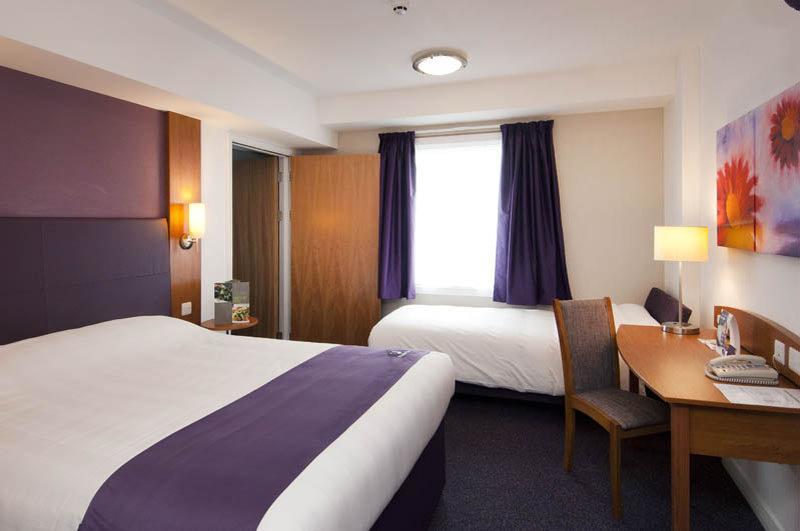 Premier Inn Dover Central - Eastern Ferry Terminal Luaran gambar