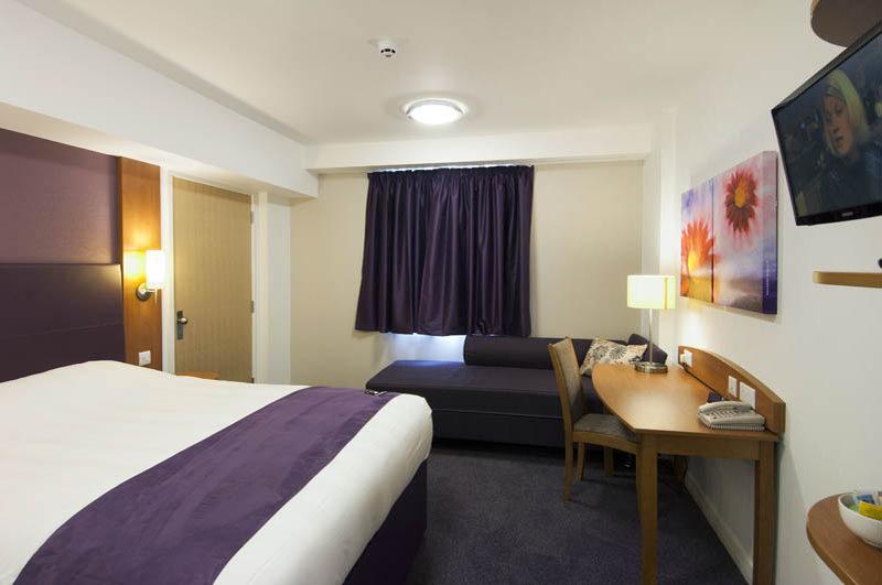 Premier Inn Dover Central - Eastern Ferry Terminal Luaran gambar